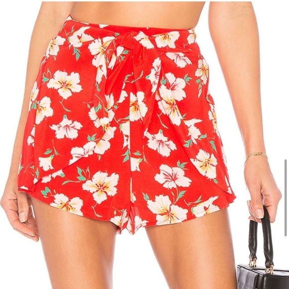 MAJORELLE Pants - MAJORELLE Dominique tie front smocked  waist floral shorts in Fruit Punch Size S